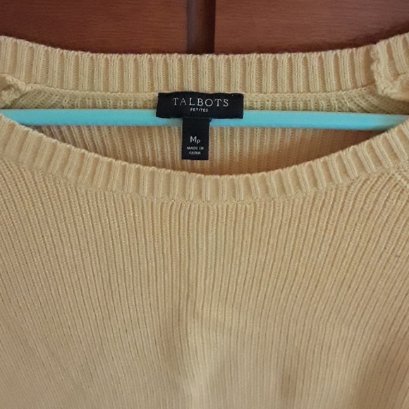 Sweater - Picture 2 of 3